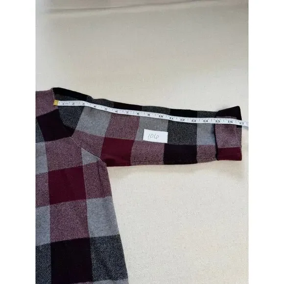 Tahari Mock Neck Sweater Women Size L Gray/Red Plaid Pullover Tartan Knit Top - Picture 8 of 8